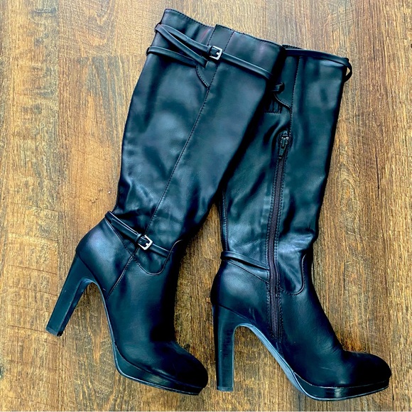 Shoes - Knee-high Heeled Boots